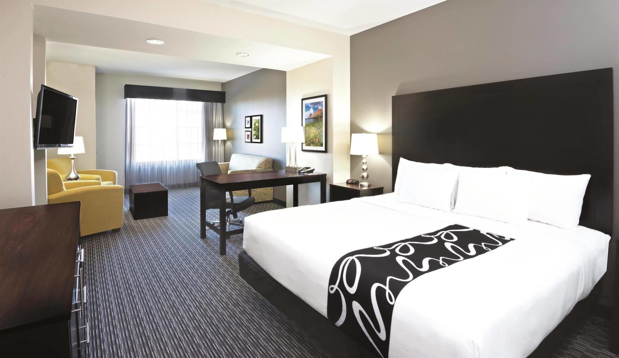 La Quinta By Wyndham Billings Hotel Bagian luar foto
